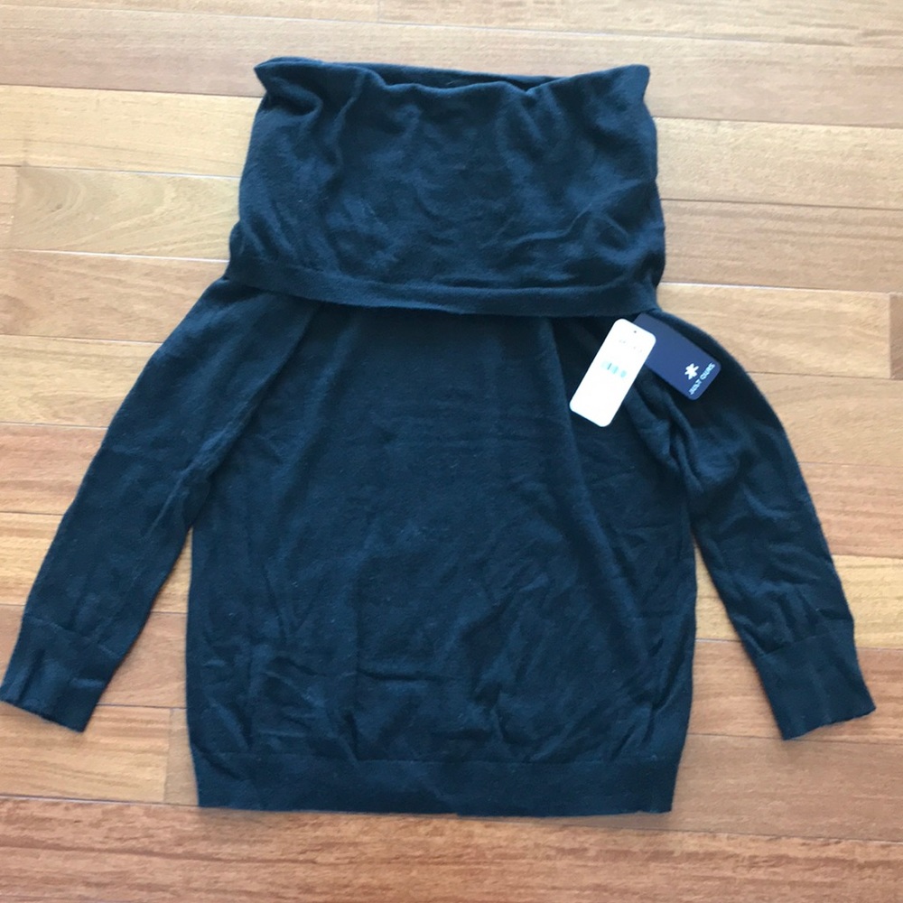 New Splendid Off The Shoulders Sweater Small